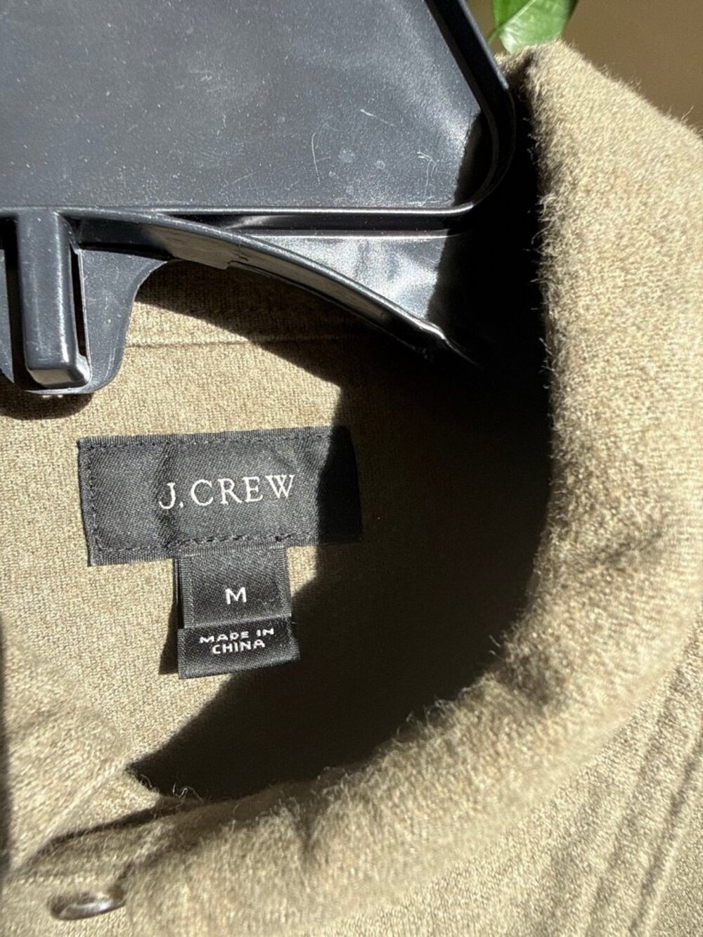 J.Crew Mens Brushed Cotton Button Down Shirt Olive Green Suede Leather Elbow Pat